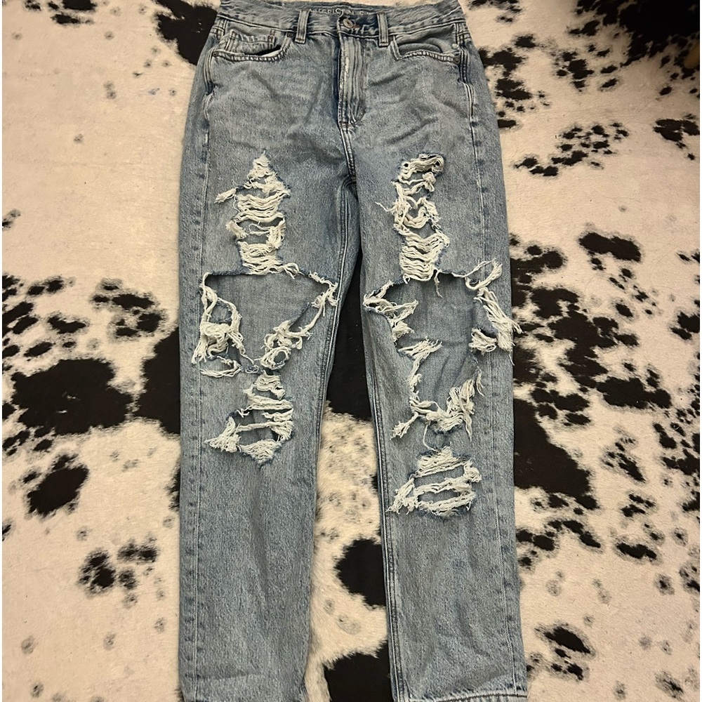 American Eagle Mom Jeans